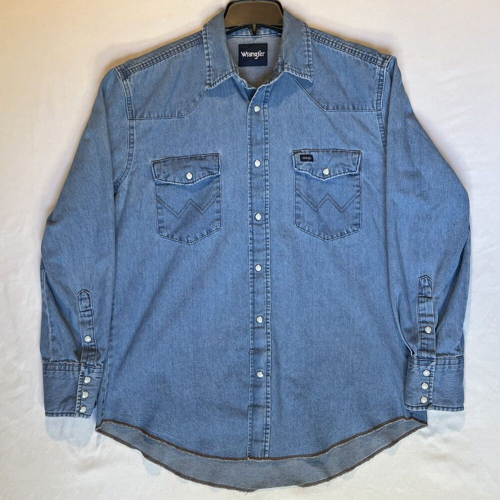 Wrangler Vintage Mens's Blue Denim Western Shirt Pearl Snap Size L Cowboy Rodeo